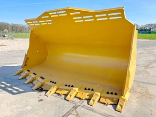 Cat 2026 - 988H Bucket New / Unused Dutch fabrication Hardox na prodej
