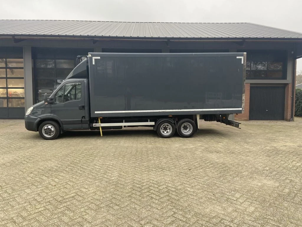 Iveco 2022 - de grootste vooraad van Europa BE trekkers en be oplegger Bild 12