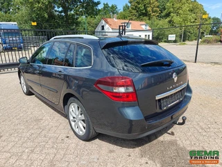 Renault Laguna 2012 afbeelding 2 miniatuur