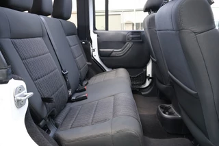 Jeep Wrangler 2010 - 3.8i V6 Aut. Sahara 4 drs JK 4x4 / LED / SOFTTOP zdjecie 26