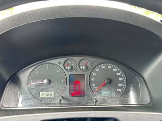 Volkswagen Transporter 2008 - Kombi 2.5 TDI AUTOMAAT 174 PK!!! 7 PERSOONS YOUNGTIMER obrazek 7