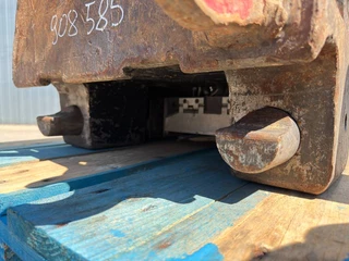 OilQuick N/A 2007 - OQ80 - 325D / 329D / 329E / 330F obrazek 13
