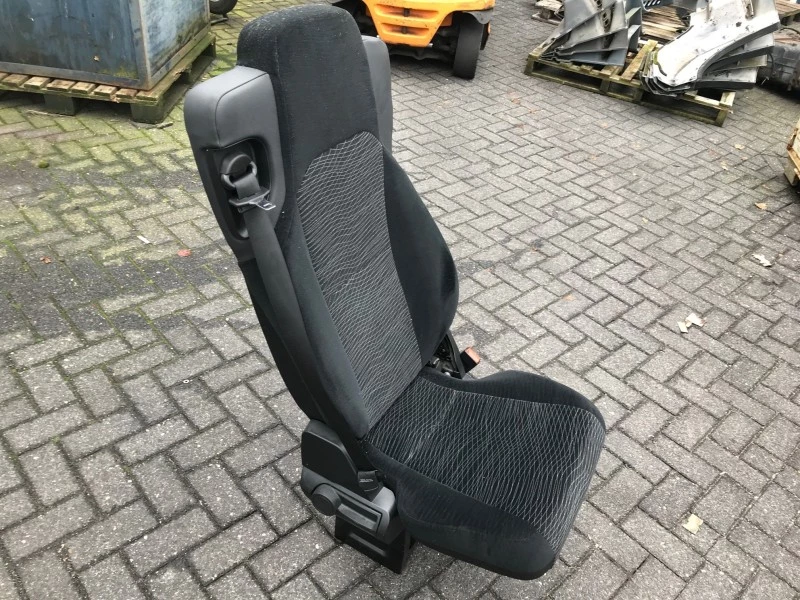 Mercedes-Benz - A 9609103703 PASSAGIERSSTOEL ISRI (MORE PIECES IN STOCK) obrázek 1