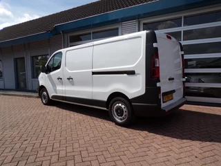 Opel Vivaro 2018 - 1.6 CDTI L2H1 Dubele schuifdeur/Airco/Navi image 3