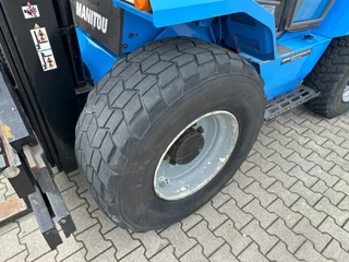 Manitou M 50-4T 2012 - M 50-4T 4x4 rough terrain forklift / only 2.092hrs / triplex-mast / side-shift obrazek 35
