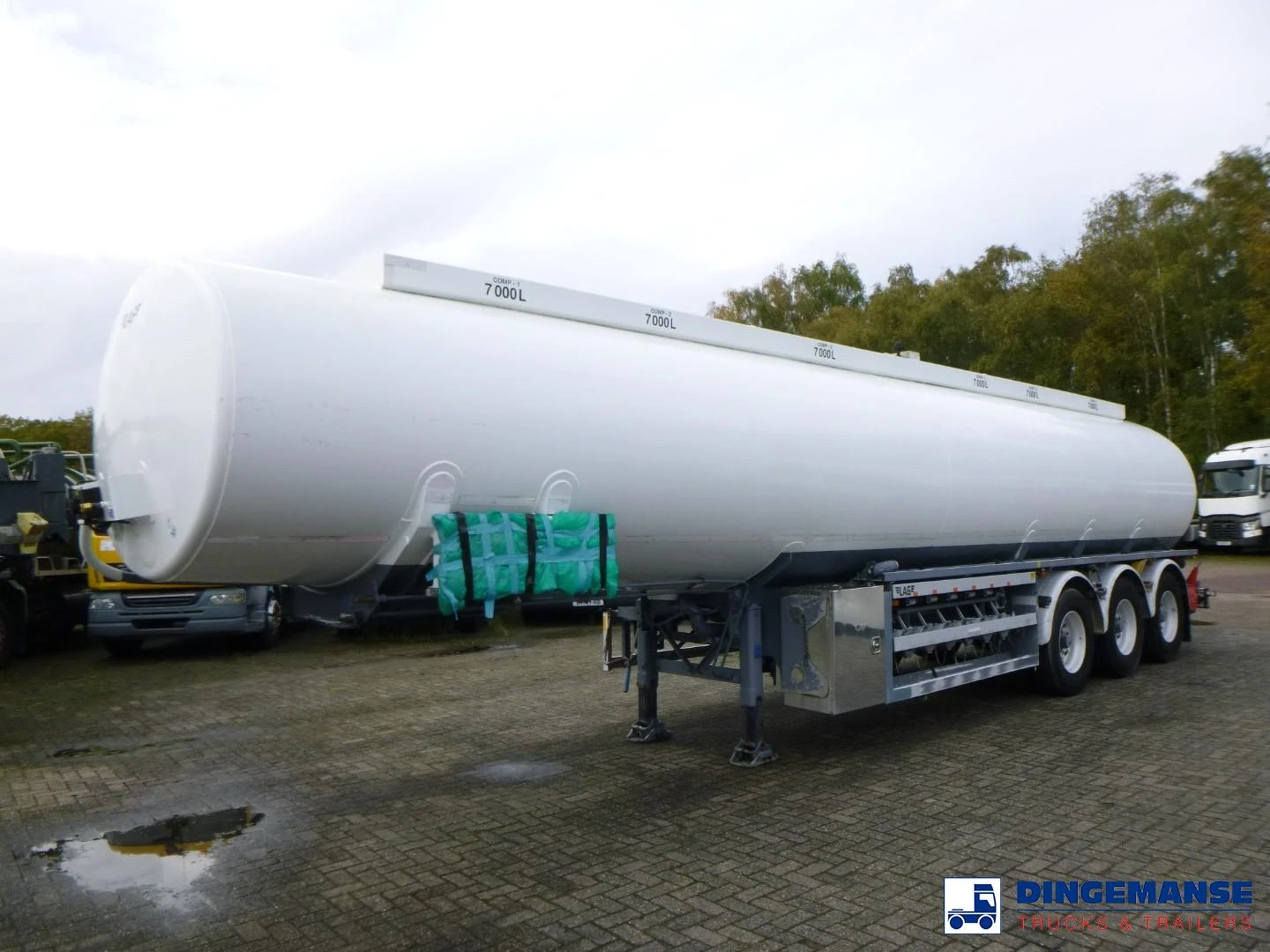 LAG Fuel tank alu 44.4 m3 / 6 comp + pump 2013 obrázek 1