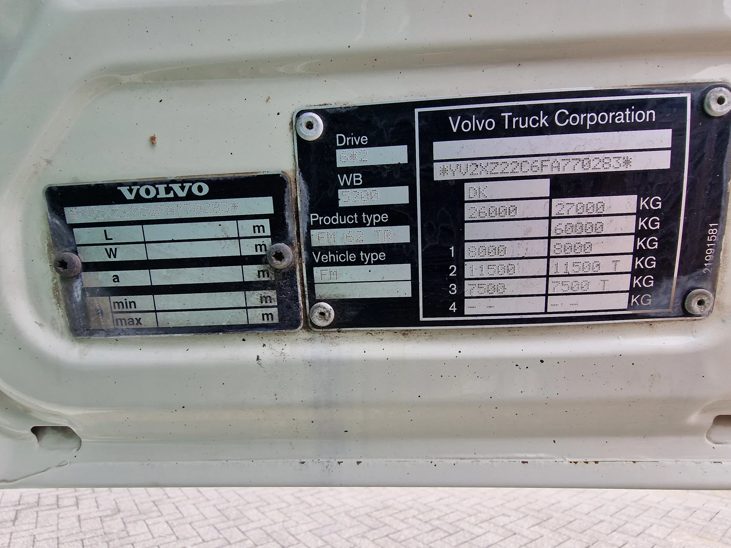 Volvo FM 2014 - 410 Globetrotter 6x2*4 - Livestock - Euro 6 - Steering axle zdjęcie 23