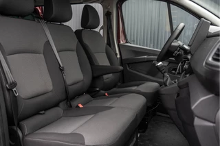 Renault Trafic 2024 - Blue dCi 150PK | L2H1 | 9-Zits | LED | Camera | Navi | Zijschuifdeur R+L | Cruise | Airco | PDC bild 11