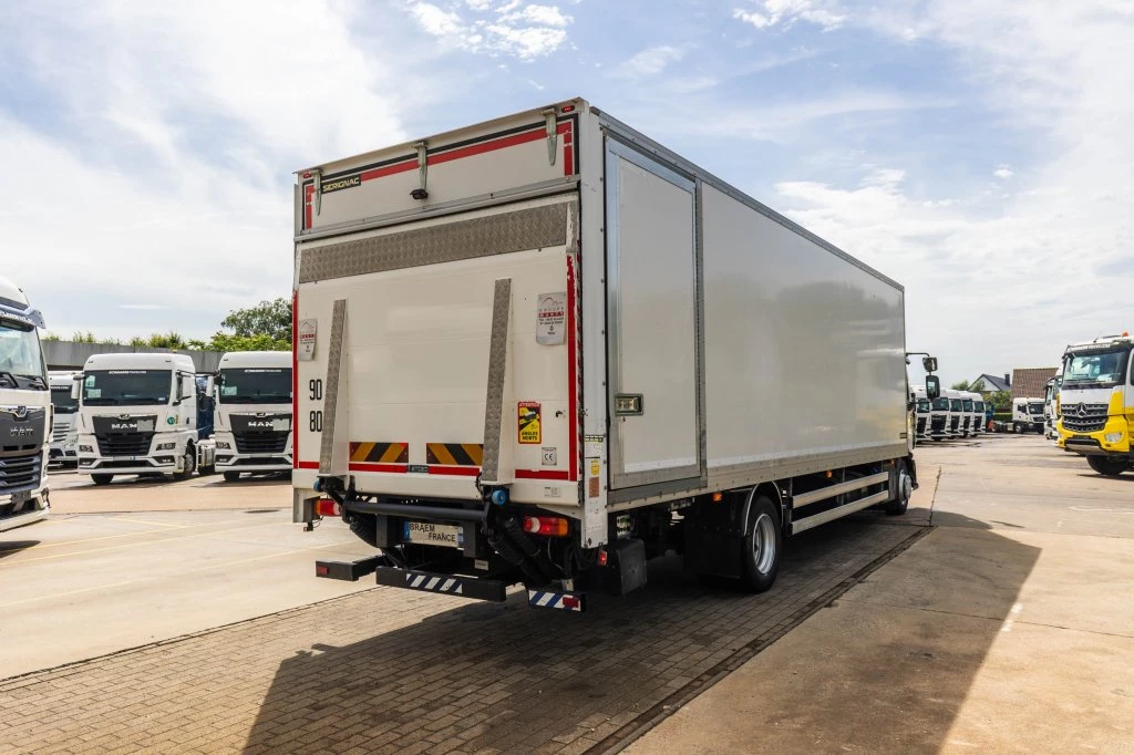 Renault 2020 - D12.240+HAYON ANTEO 1.7T. zdjęcie 5