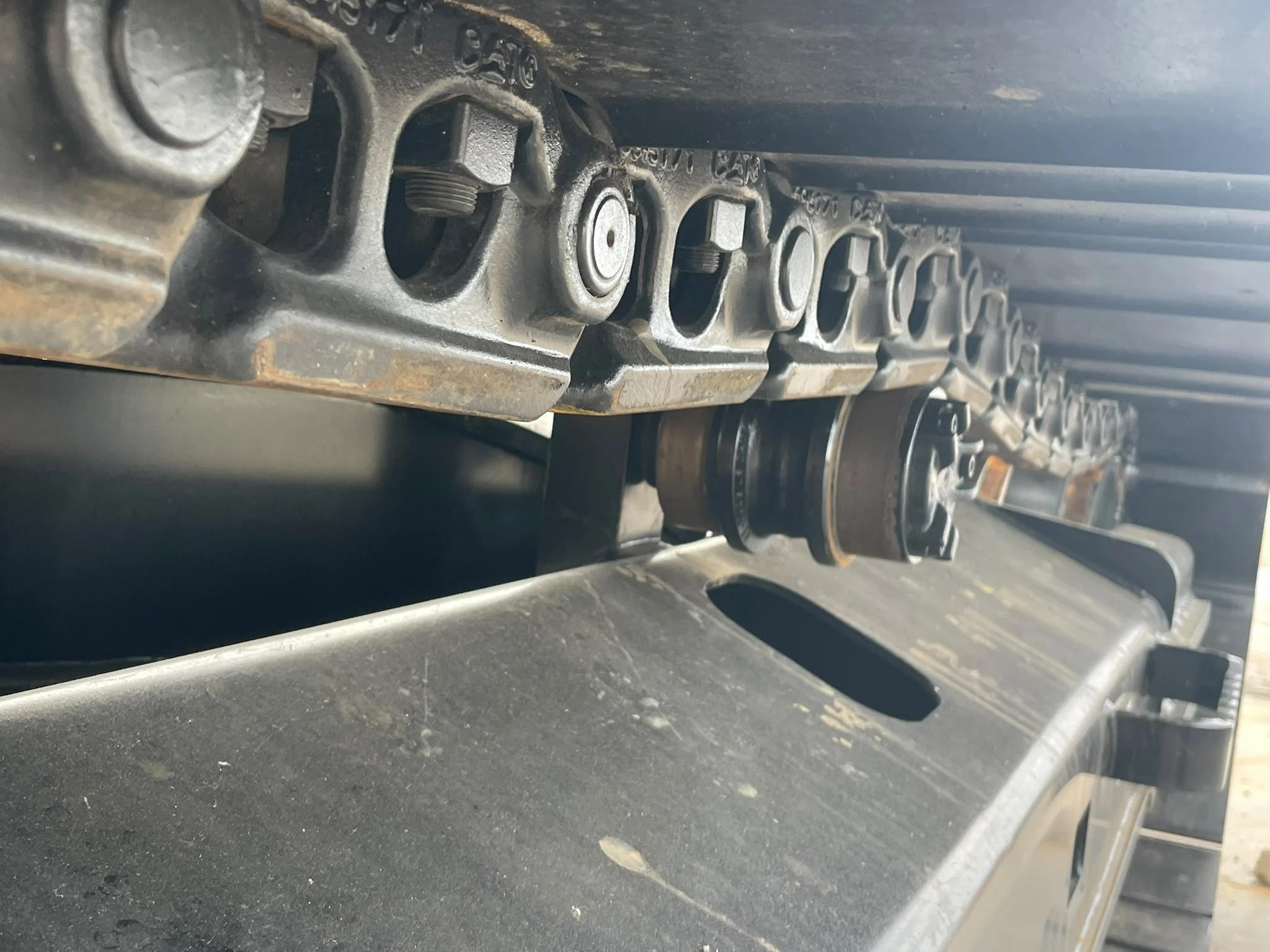 Caterpillar 323D3 2025 Bild 18