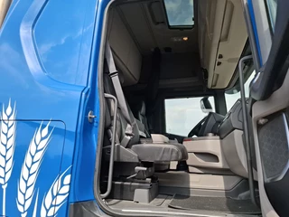 Scania R 2021 - NGS R650 V8 / 8X2 / RETARDER / TECHNICAL 80TON / 9TON FRONT AXLE / ONLY:687461 KM / LWDS / LEATHER / NAVI / FRIDGE / AUTOMATIC / EURO-6 / 2021 изображение 34
