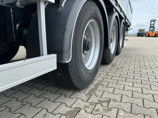 Kässbohrer N/A 2026 - NEW HEAVY DUTY FLATBED / TWISTLOCK / ALU DROPSIDES / BPW / NL / APK: 04-2027 obrazek 31