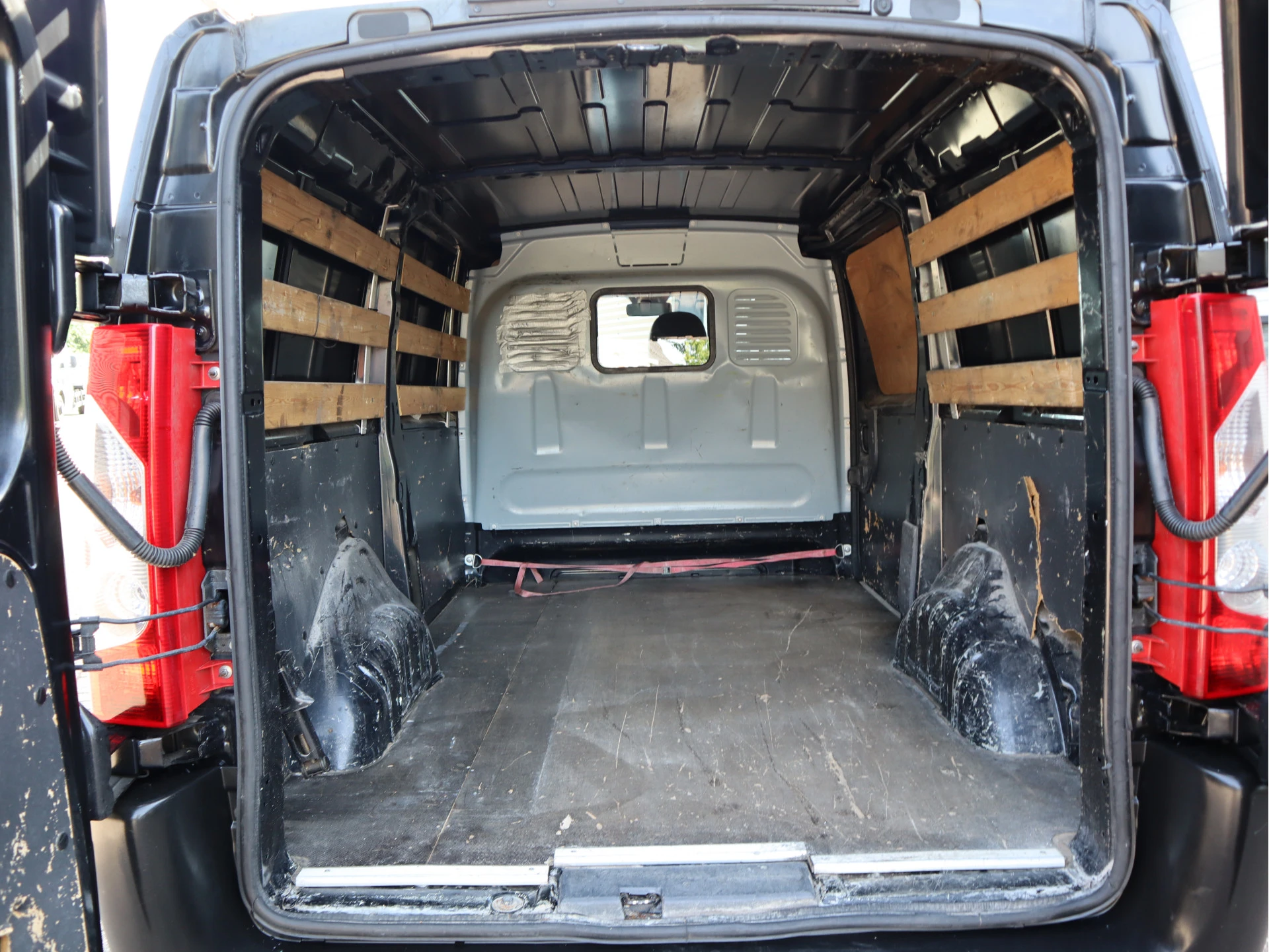 Toyota ProAce 2015 - 2.0D 128pk L2 Lang - Airco - Trekhaak - Imperiaal image 15