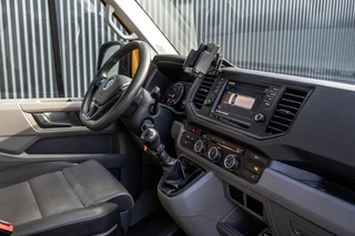Volkswagen Crafter 2020 - 4 MOTION L3H2 | 141 PK | Cruise | Camera | PDC | Zijschuifdeur L+R | Airco afbeelding 2
