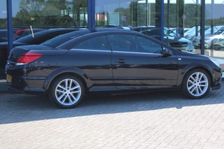 Opel Astra 2007 - TwinTop 1.8 140PK Cosmo ECC 17'' LMV NL-AUTO bild 7