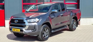 Toyota Hilux 2022 - 2.4 D-4D 4x4 Automaat | 150pk | Luxe uitvoering Hilux 2.4 D-4D 4x4 Automaat bild 9