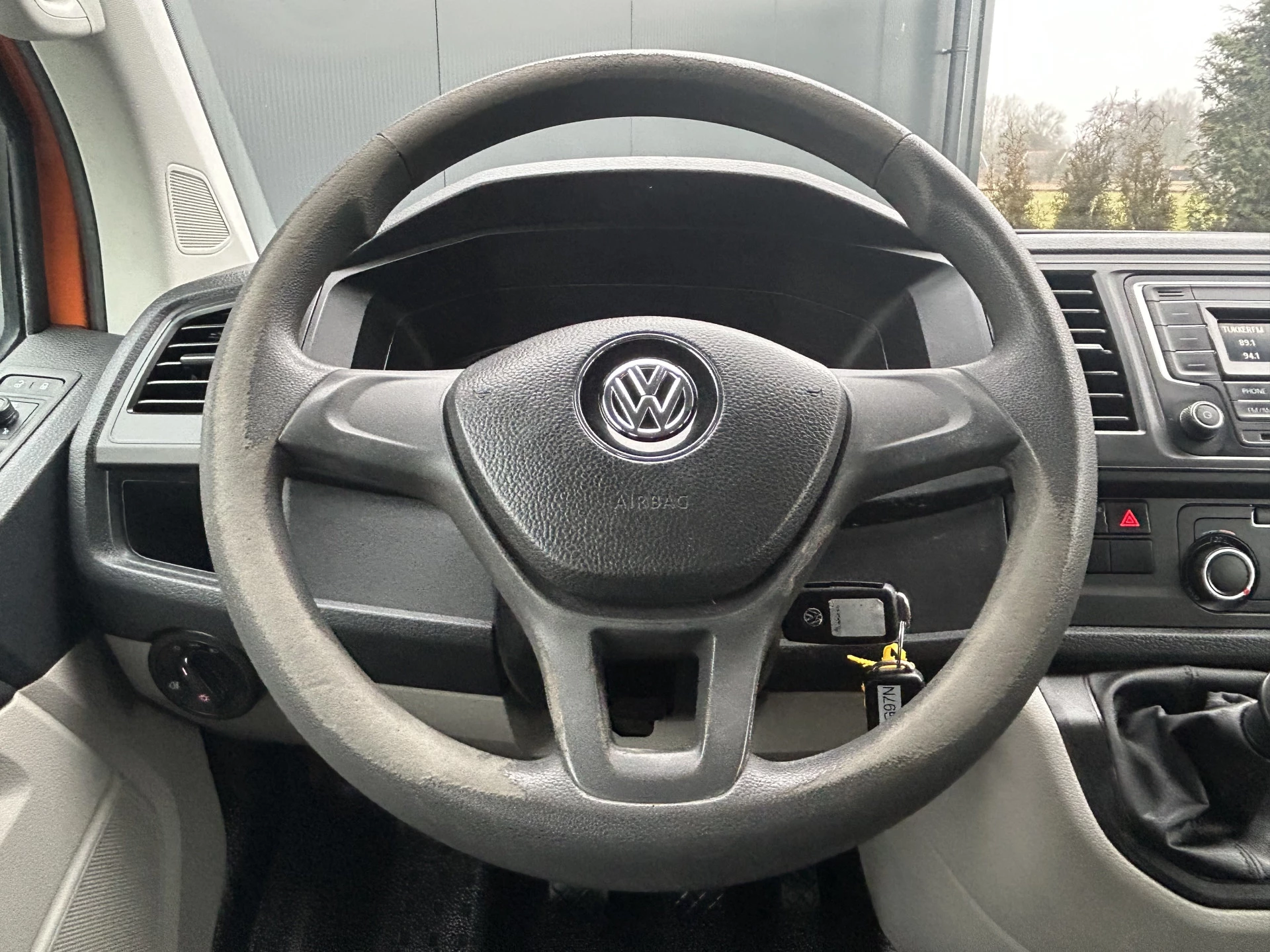 Volkswagen Transporter 2019 - 2.0 TDI 102 PK TRENDLINE / L2H1 / 1e EIG. / DUBBEL CABINE / TREKHAAK / AIRCO / CRUISE obrázek 10