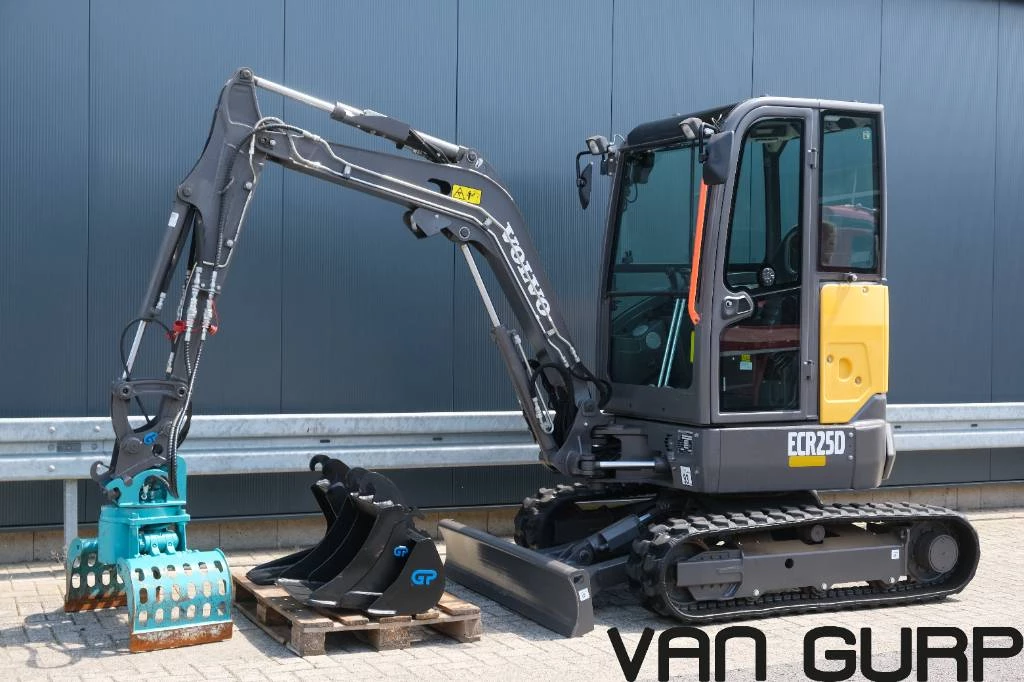 Volvo 2022 - ECR 25 D | 2022 | 694h | CW05 | Sorting Grapple image 1
