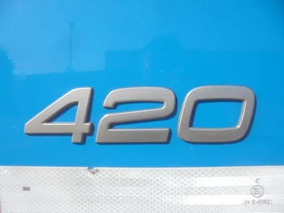 Volvo FH 2012 - 420 6X2 NL TRUCK image 17