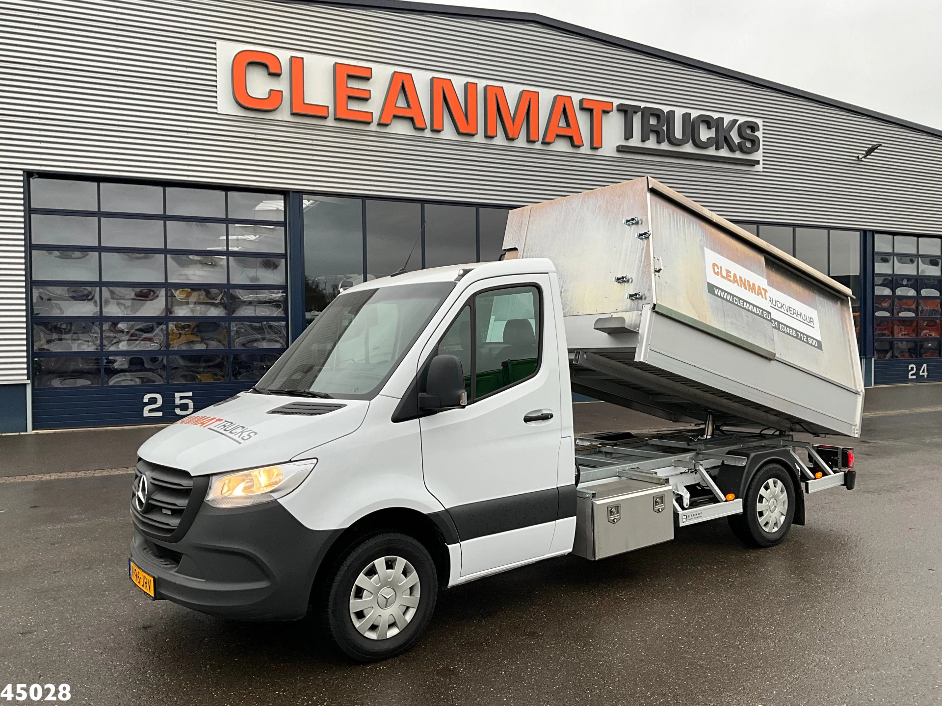 Mercedes-Benz Sprinter 2024 - 317 1.9 CDI Veegvuilkipper obrázek 1