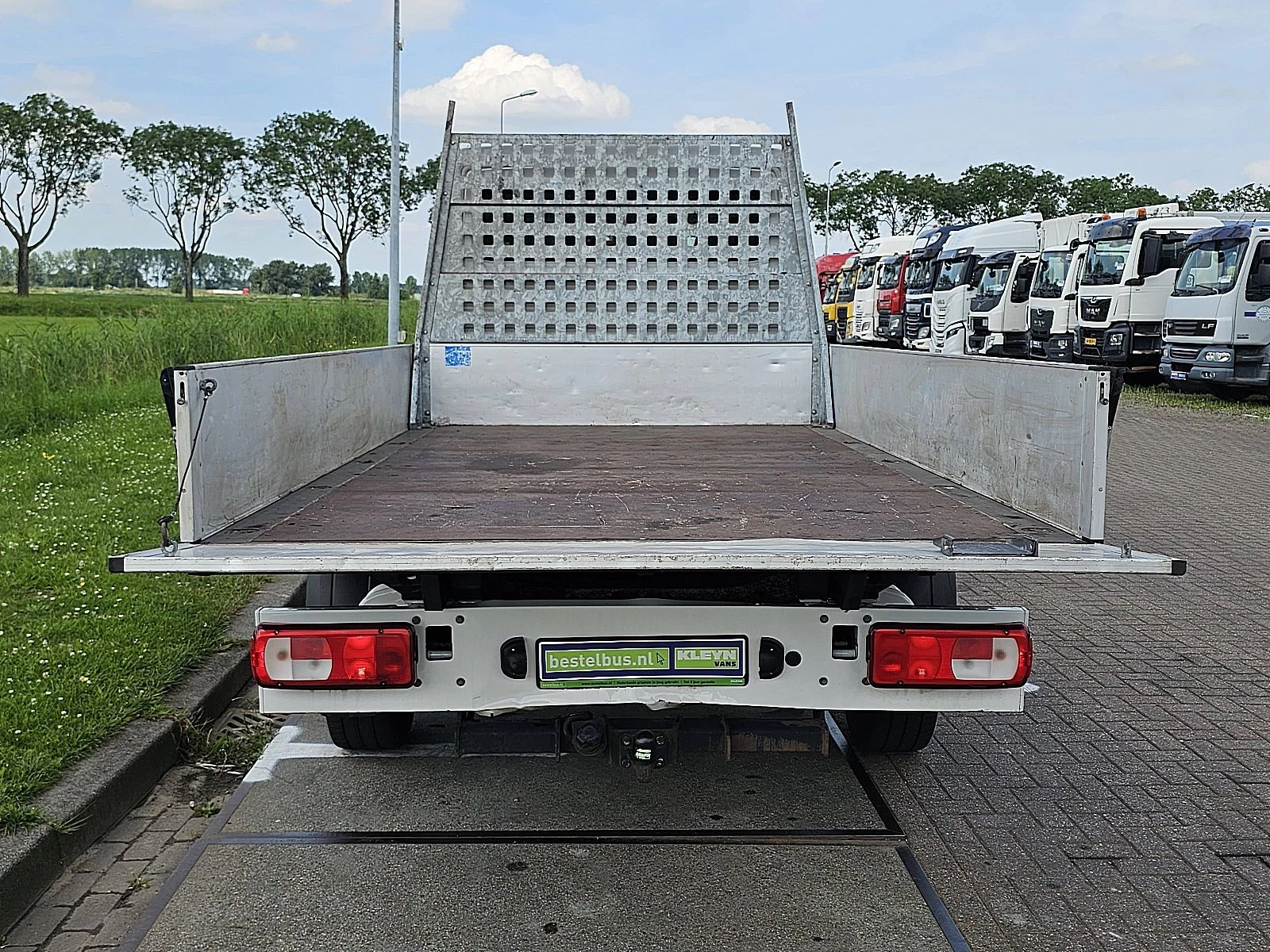 Volkswagen Crafter 2023 - 35 2.0 Bild 13