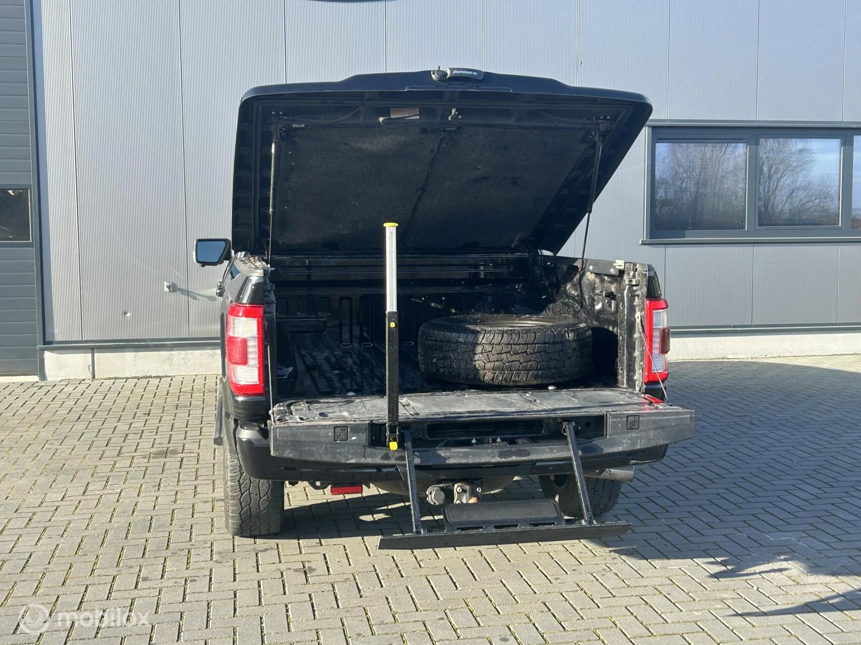 Ford F-150 2022 - USA 5.0 V8 Lariat изображение 10
