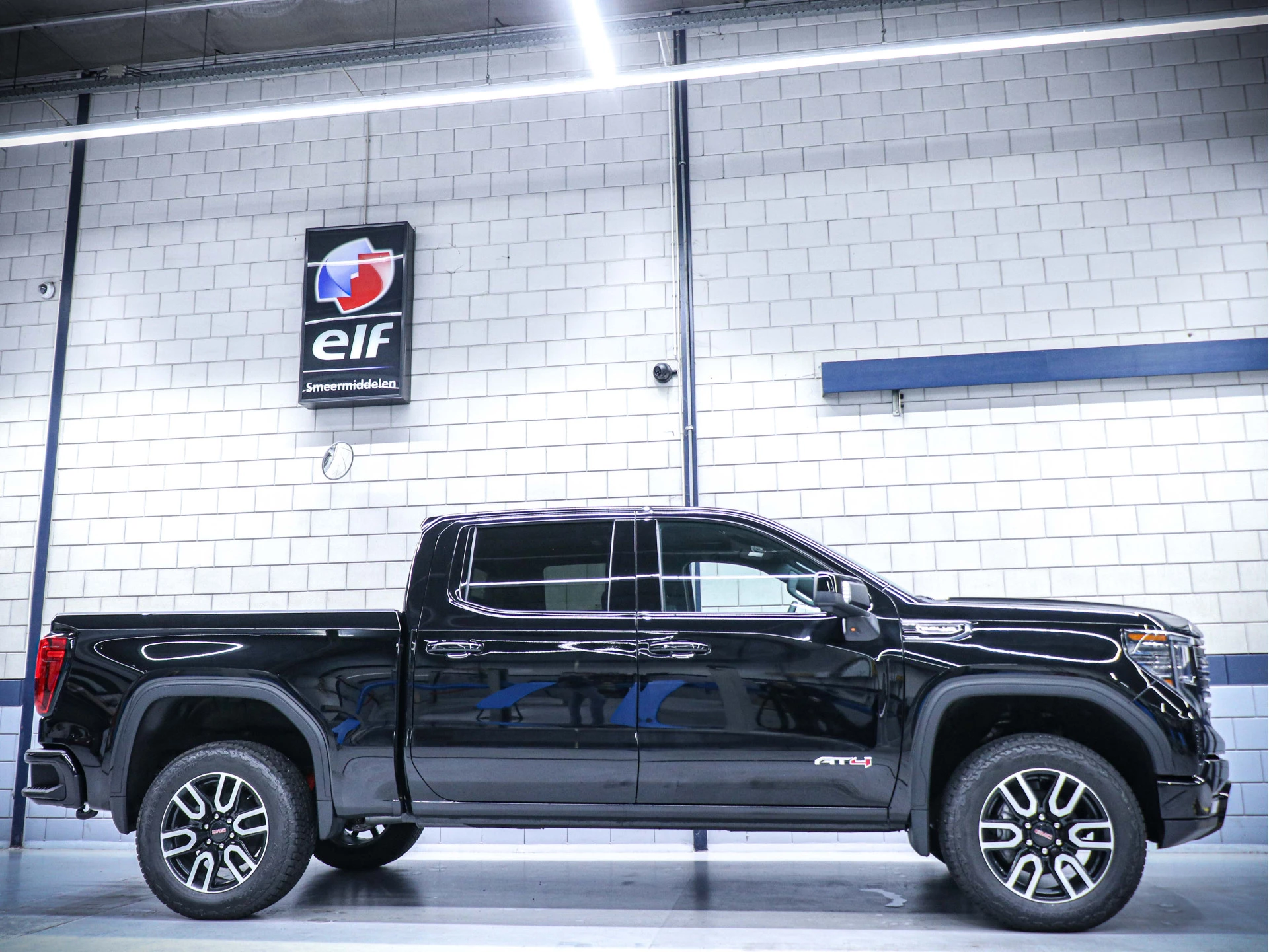 GMC Sierra 2024 - 1500 AT4 afbeelding 2