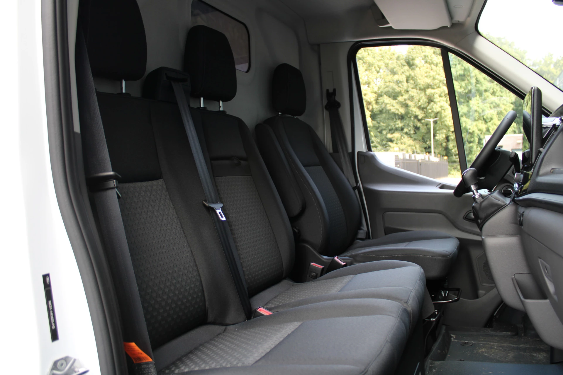Ford Transit 2024 - 350 2.0 TDCI L3H2 Trend MHEV 170pk Trend - Navigatie - Blind Spot - Adaptive cruise - Camera - 270gr deuren - Trekhaak - Rijklaar Bild 38
