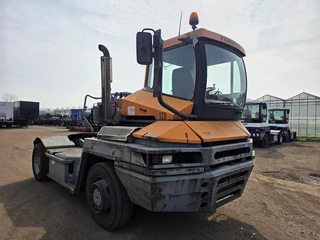 Terberg RT222 |4X4| TURNING CHAIR| AUTOMATIC GEAR| WORKING MACHINE. 2007 - N/A obrazek 7