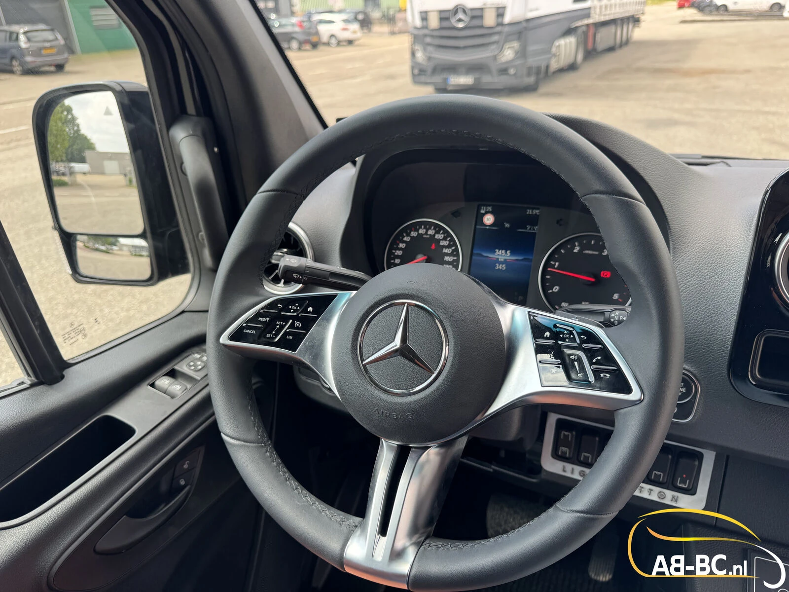 Mercedes-Benz 519 Storm, 21 Seats large luggage space, Euro 6 2026 Bild 69