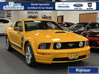 Ford Mustang 2009 - Coupe 4.6i V8 GT Premium 45th Anniversary Edition obrazek 1