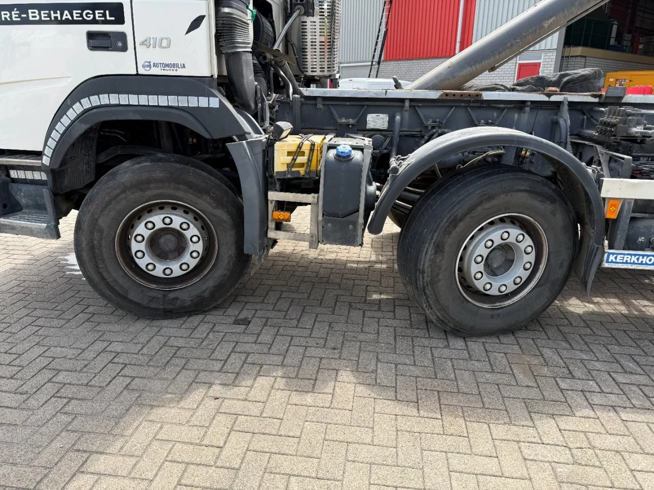 Volvo FMX 410 2018 - / ENGINE RUNNING / 8X4 / ONLY:278525 KM / AJK HOOKLIFT 25TON / 2X BIG AXLE / FULL-STEEL / AUTOMATIC / EURO-6 / 2018 obrázek 17