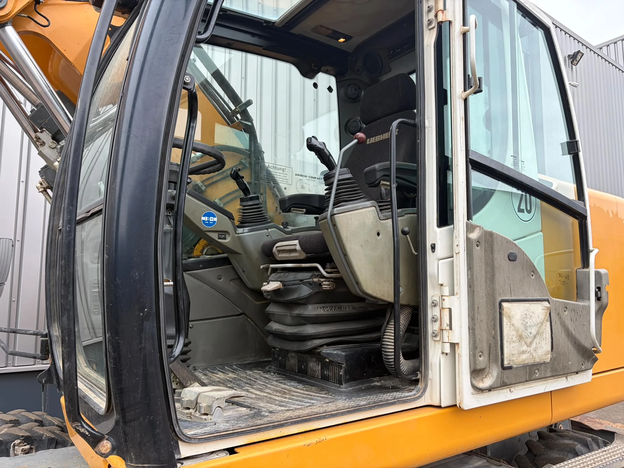 Liebherr A918 Compact Litronic 2013 afbeelding 20