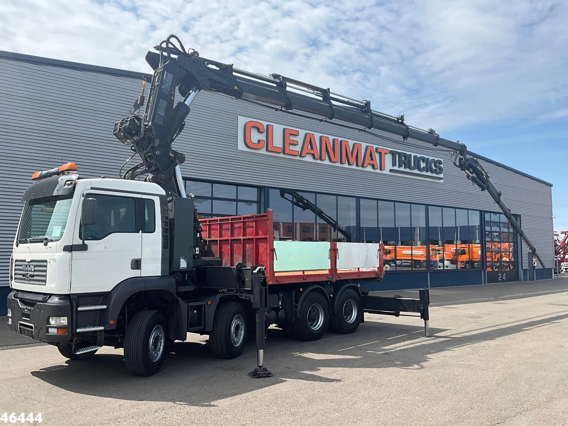 MAN TGA 2003 - 41.363 8x4 Manual Full steel Hiab 80 Tonmeter laadkraan + Fly-Jib obrázek 7