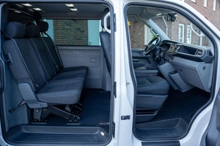 Volkswagen Transporter 2023 - 2.0 TDI 150PK DSG CARAVELLE LED ACC TREKHAAK afbeelding 3 miniatuur