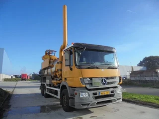 Mercedes-Benz Actros 2011 - 2532 LENA ADR bild 3