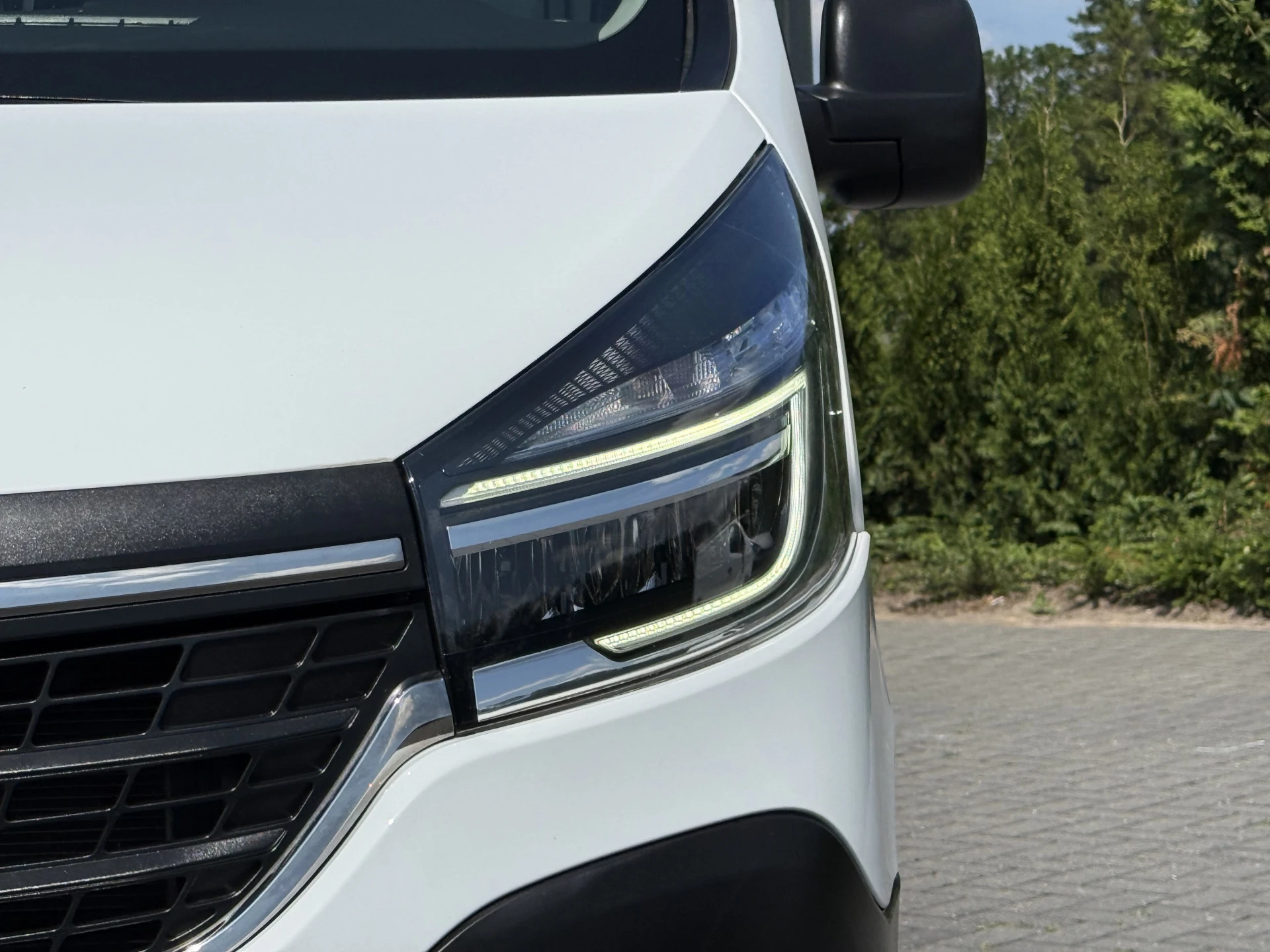 Renault Trafic 2020 - 2.0 dCi 145 PK / AUTOMAAT / L1H1 / 2x SCHUIFDEUR / INRICHTING / TREKHAAK / IMPERIAAL / 3-ZITS afbeelding 22