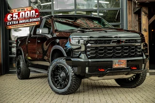 Chevrolet Silverado 2024 - ZR2 6.2 V8 на продажу