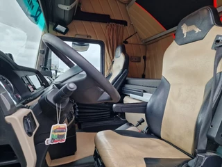 MAN TGX 2020 - 18.510 4x2 - Lowdeck - Custom interior - Full air - Night clima - Euro 6 - Alloy wheels image 10