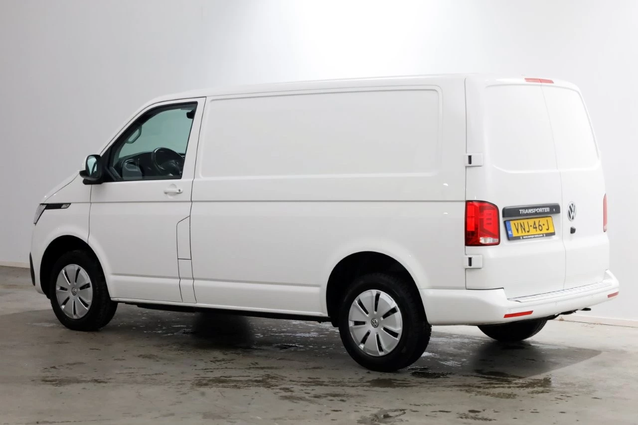 Volkswagen Transporter 2022 - T6.1 2.0 TDI 150pk DSG-Automaat L1H1 Airco/Camera 01-2022 zdjęcie 9