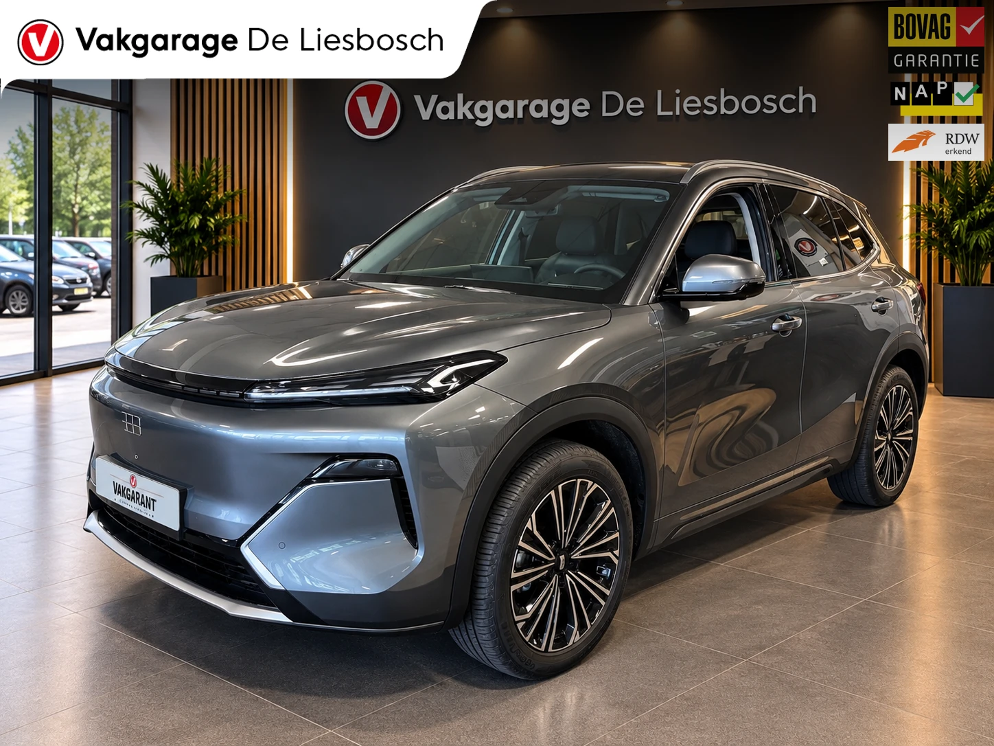 Geely Starray EM-i 2026 - 1.5 Max+ 262PK/long range/30kwh/wltp 136km/pano/headup/vol opties afbeelding 1