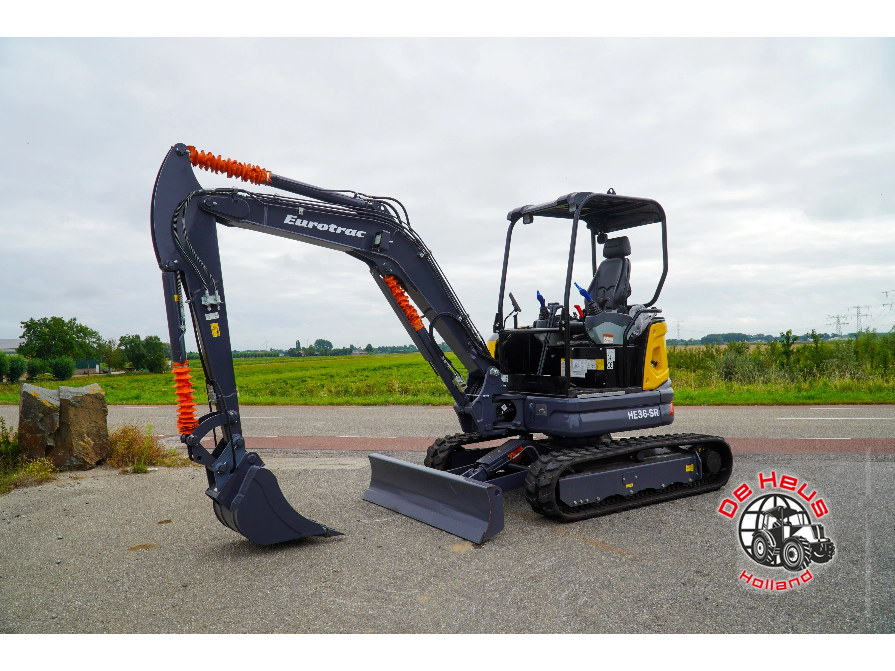 Eurotrac - HE36SR obrázek 3