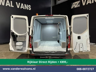 Mercedes-Benz Sprinter 2021 - 317 CDI 170pk Automaat 3500kg Trekhaak L2H1 Euro6 *Rijklaar Direct Rijden* Airco | Camera | Omvormer | Apple Carplay bild 14