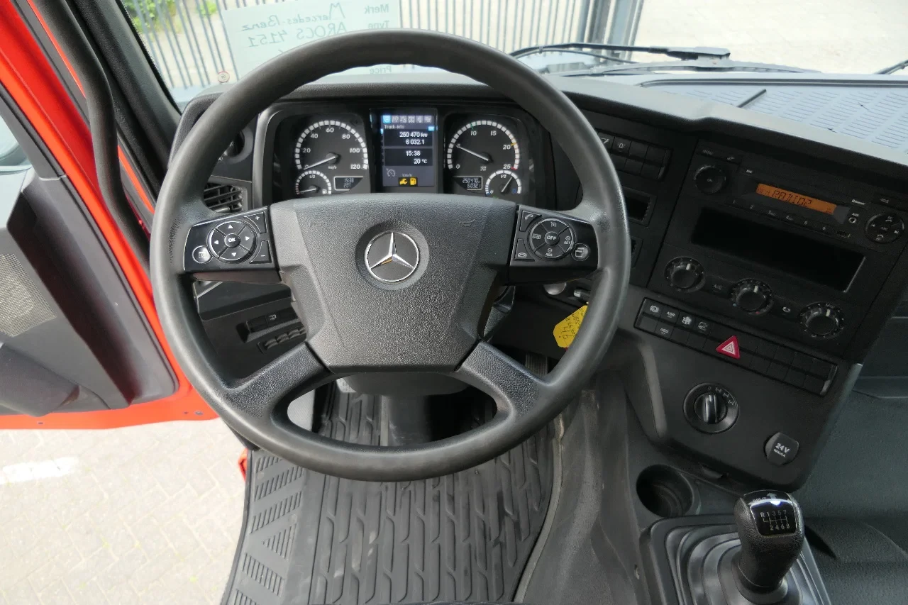 Mercedes-Benz Arocs 4151 2019 - | 8X6 | Voith Retarder | 250470Km | 2019 | Full Spring Suspension | New Tires 100% | Manual Gearbox | Euro6 | French Truck obrázek 37
