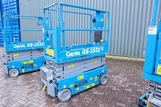 Genie 2013 - GS1932 Electric, Working Height 7.8 m, 227kg Capac image 2 miniature