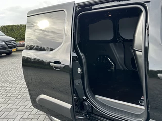 Citroën Berlingo 2024 - 1.5 Hdi 102 PK / L1H1 / !! 6.491 KM !! / BIJRIJDERSBANK / CRUISE / AIRCO / APPLE CARPLAY / ANDROID AUTO bild 9