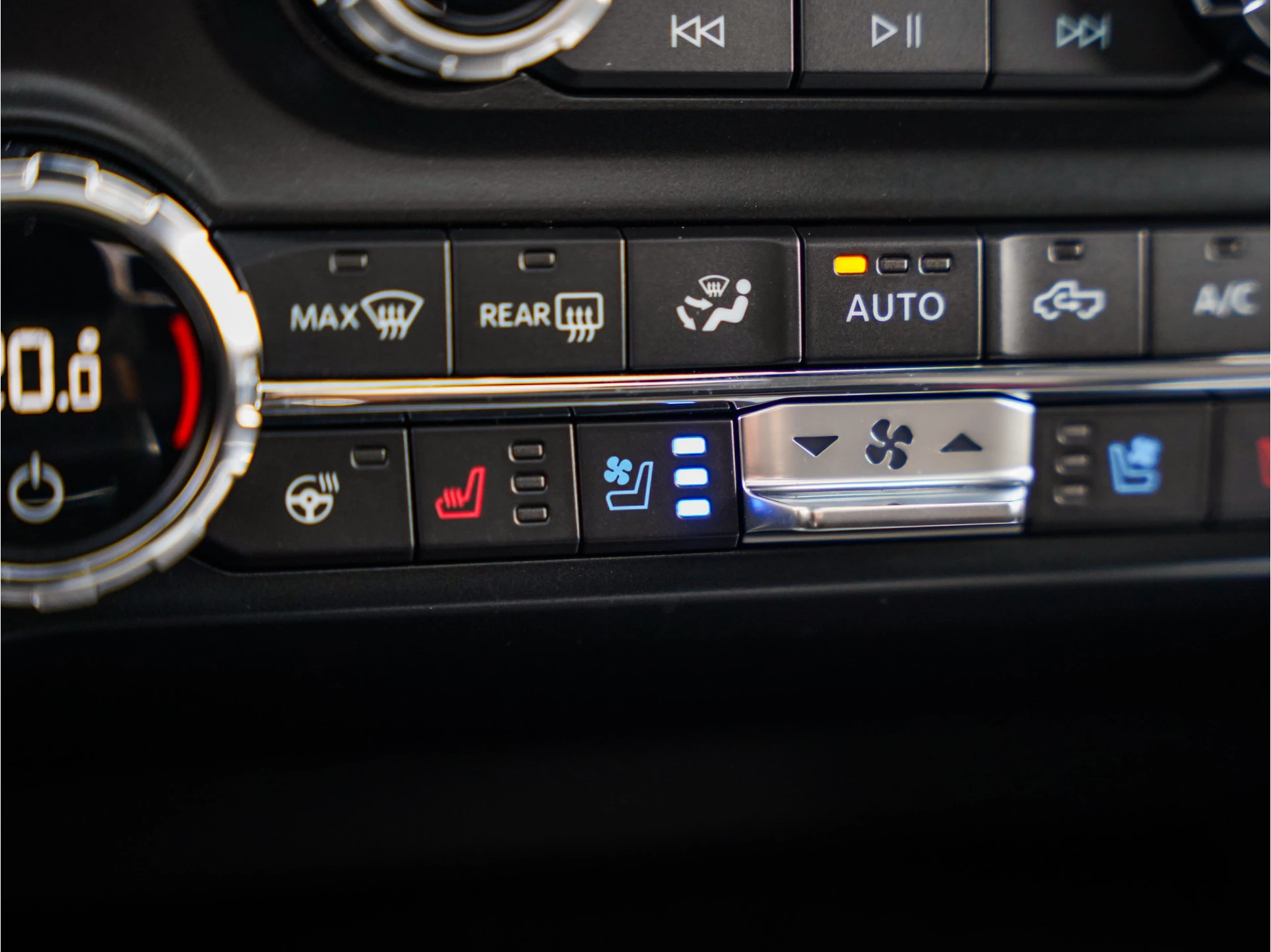 Ford F-150 2022 - Platinum CrewCab 3.5L EcoBoost obrázek 36
