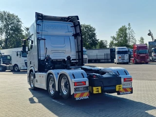 Scania R 2026 - R590 V8 NGS Highline 6x2 - NEW - 2.95WB - Retarder - Night clima - Leather - Alloy obrazek 5