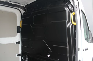 Ford Transit 2024 - 350 2.0 TDCI L2H2 Trend 130pk - Facelift - 2x Schuifdeur - Adaptive Cruise - Navigatie - Blind Spot - 360 Camera - Stoel - Stuurverwarming - Rijklaar zdjecie 7