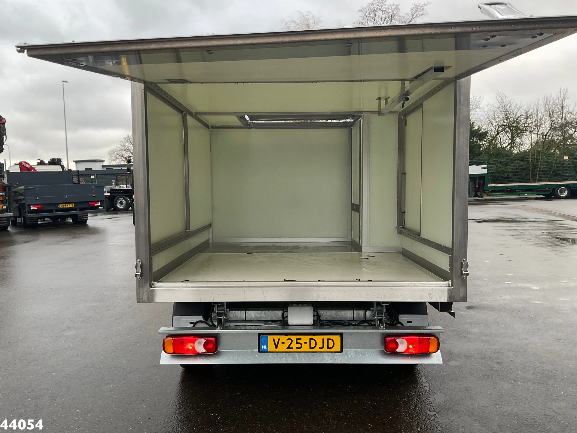 Peugeot e-Expert 2024 - 100% elektrisch kippende zijlader Bild 9